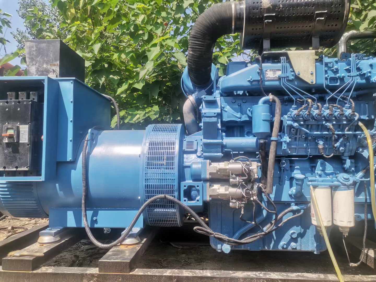金堂详细说明降低 800kW 柴油发电机输出电流波动的方法